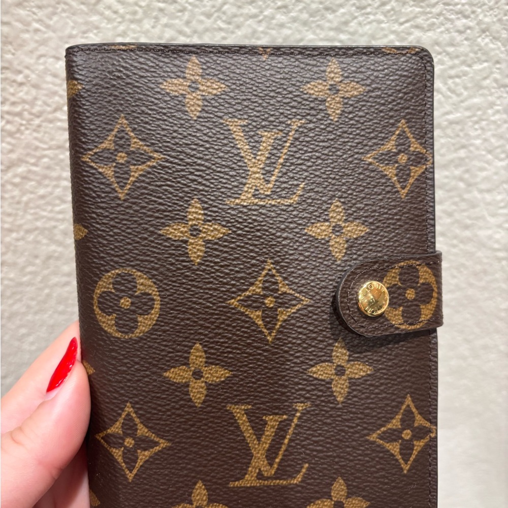 Almost New Louis Vuitton Monogram Canvas Brown with Gold Snap Card Holder Agenda